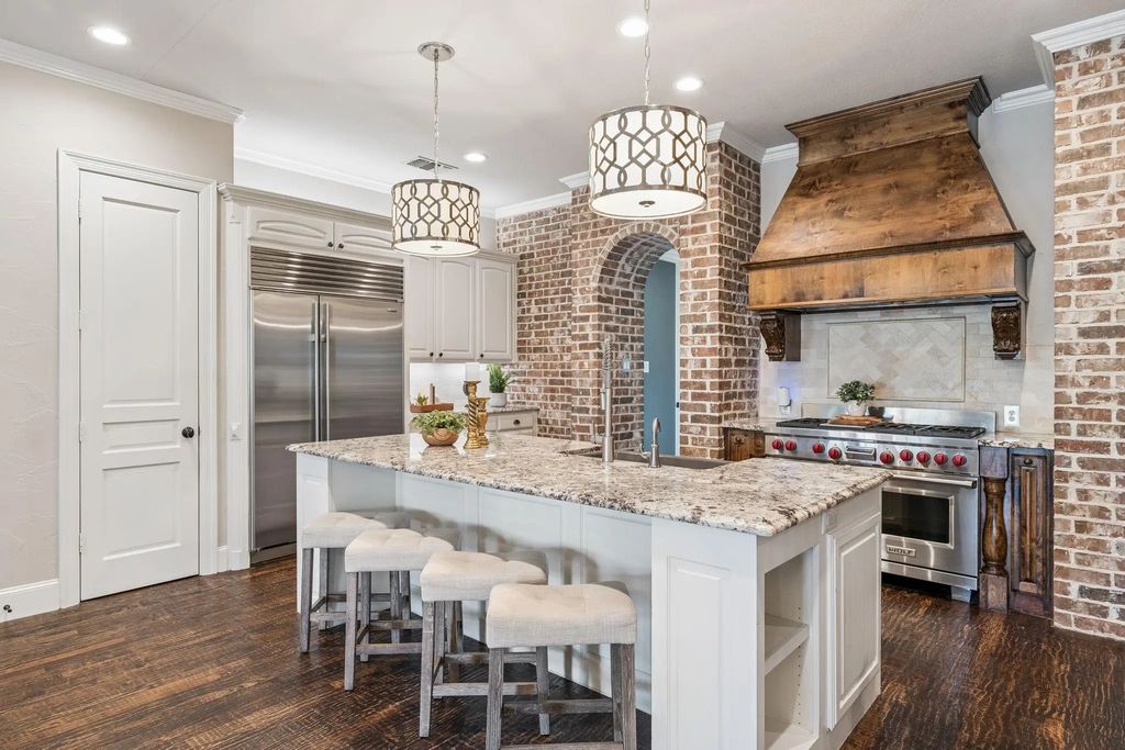 2601 Sir Castor Court, Lewisville