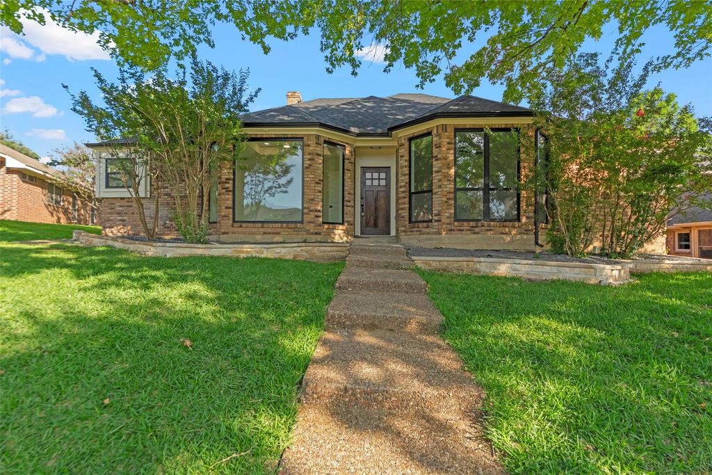 1213 Sycamore Drive, Carrollton