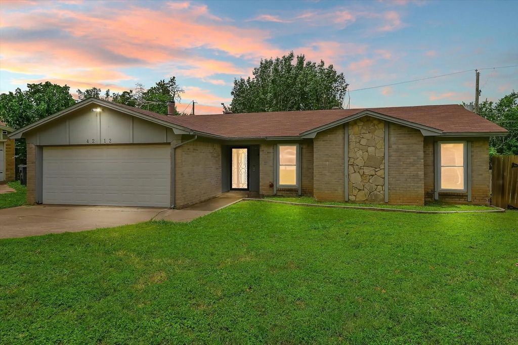 4212 Selina Court, Arlington