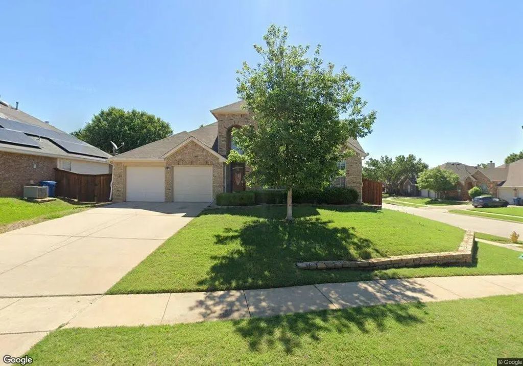 215 Lairds Drive, Coppell
