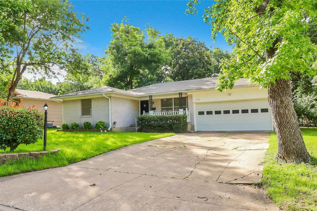 1118 W Mcgee Street, Sherman