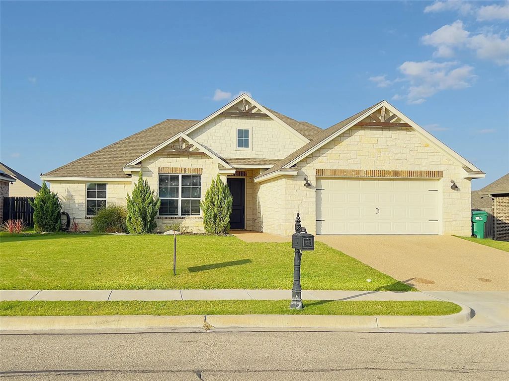 395 Cavitt Court, Robinson