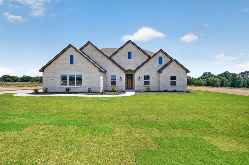 1026 Colt Road, Springtown