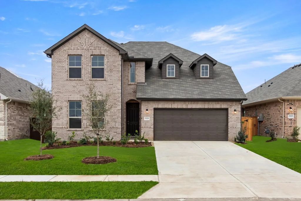 9109 Harrisburg Drive, Fort Worth