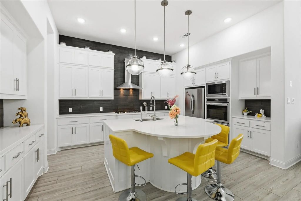 1729 Stepping Stone Trail, Argyle