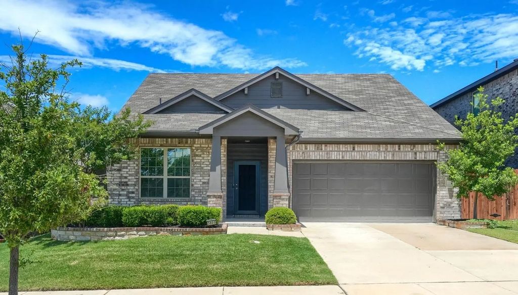 3805 S Courtney Court, Heartland