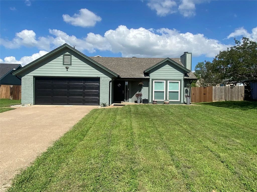 331 Egret Circle, East Tawakoni