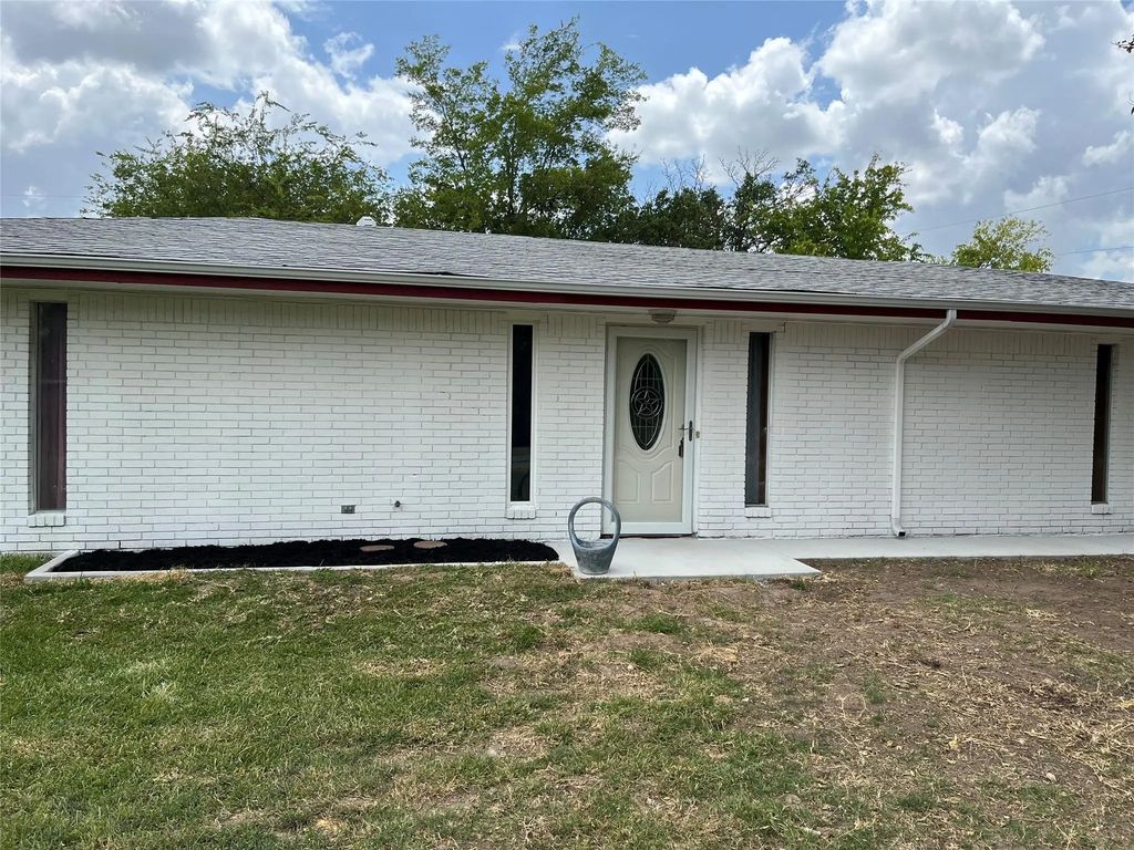 110 Circle Drive, Point