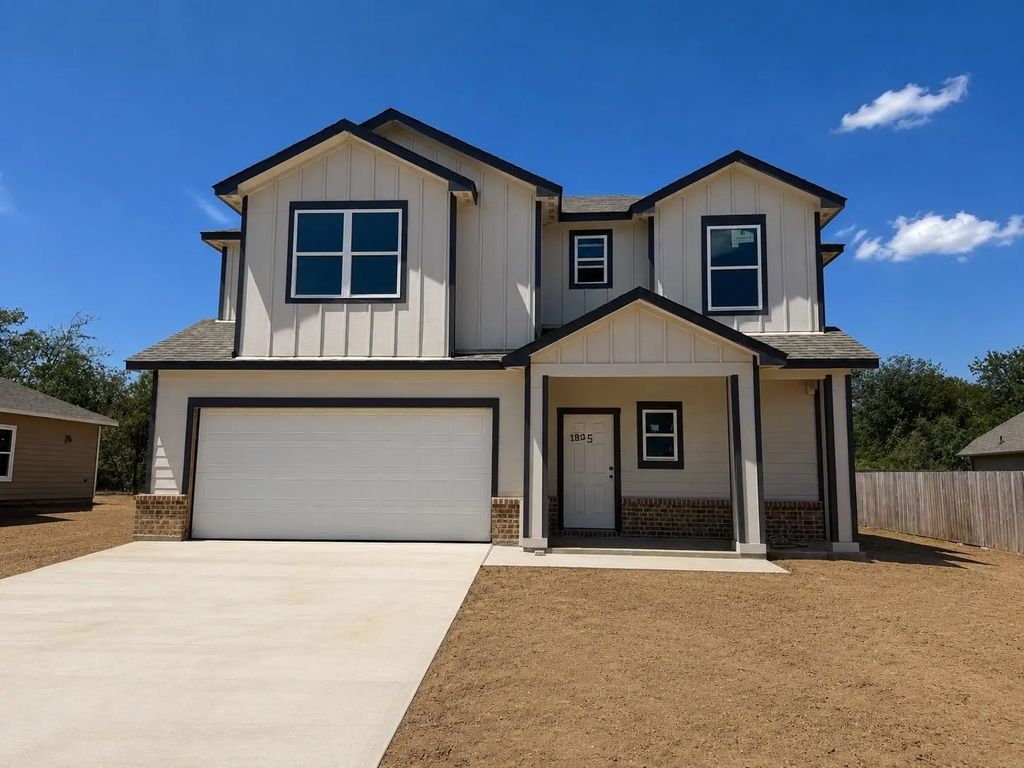 1805 Zelvia Lane, Waco