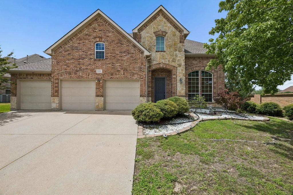 6211 Crestridge Lane, Sachse