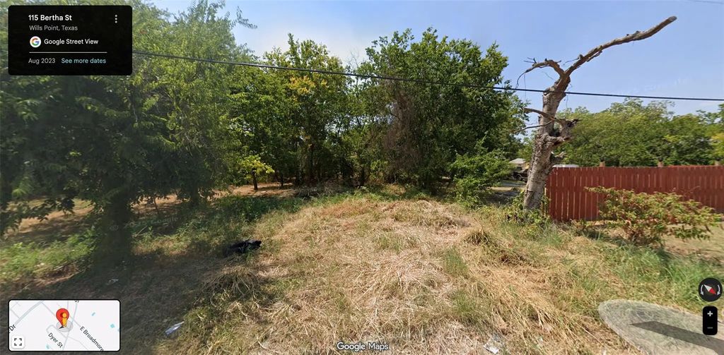 115 Bertha Street, Wills Point