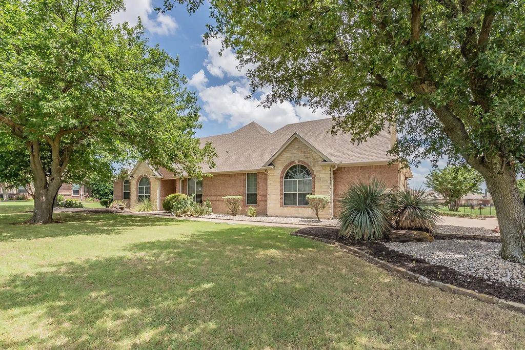 1049 Van Zandt Court, Haslet