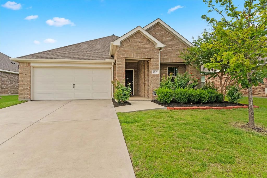 5817 Melville Lane, Forney
