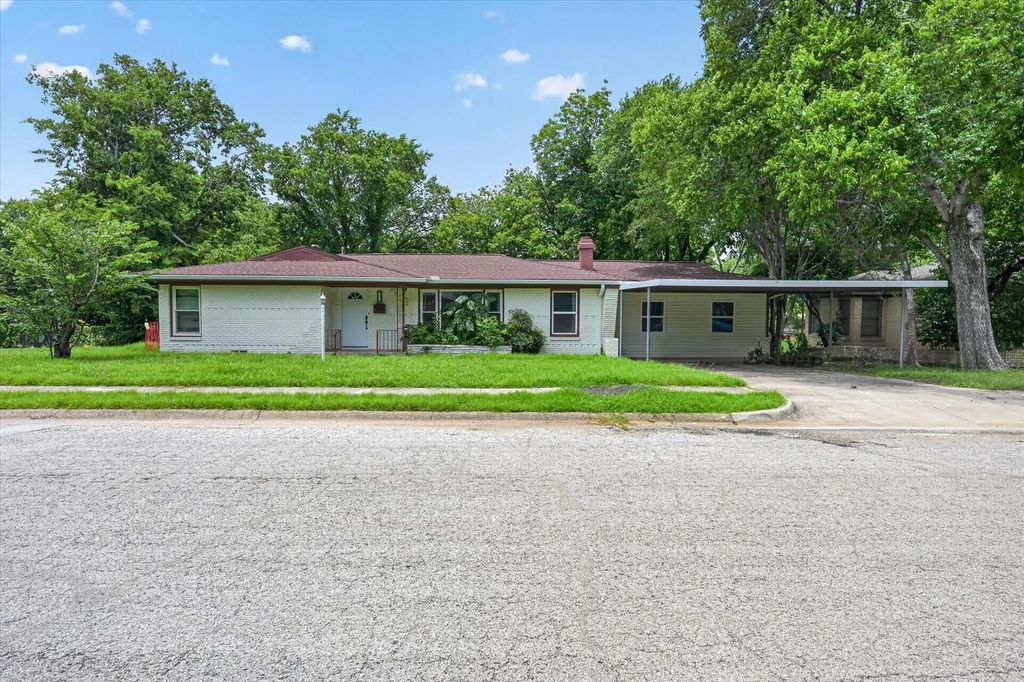2833 Scruggs Park Drive, Richland Hills