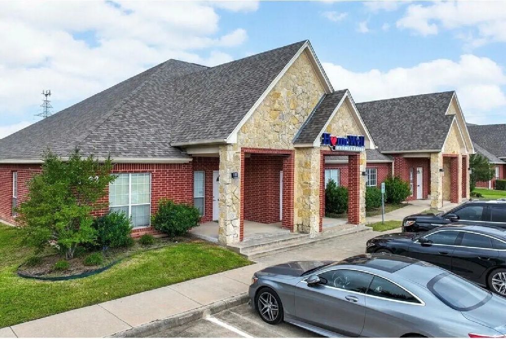 5583 Davis Boulevard 100, North Richland Hills