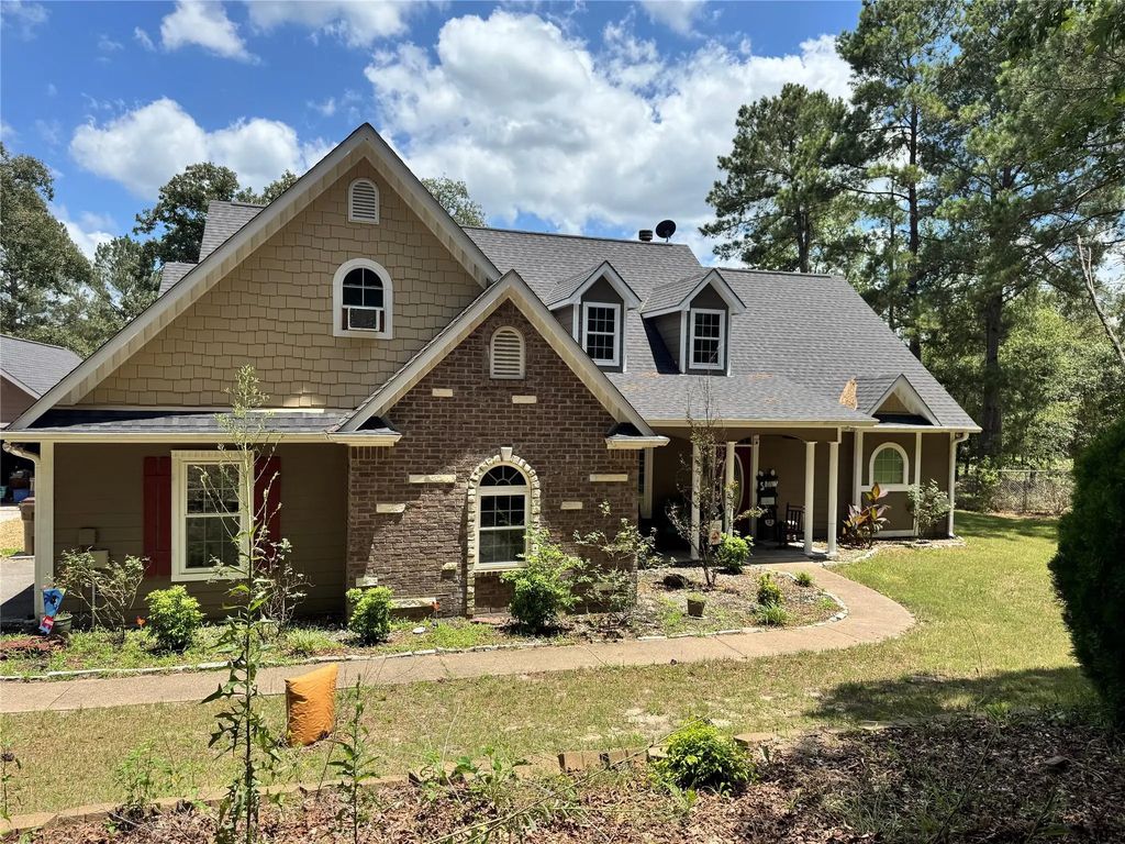 144 County Road 3282, Quitman