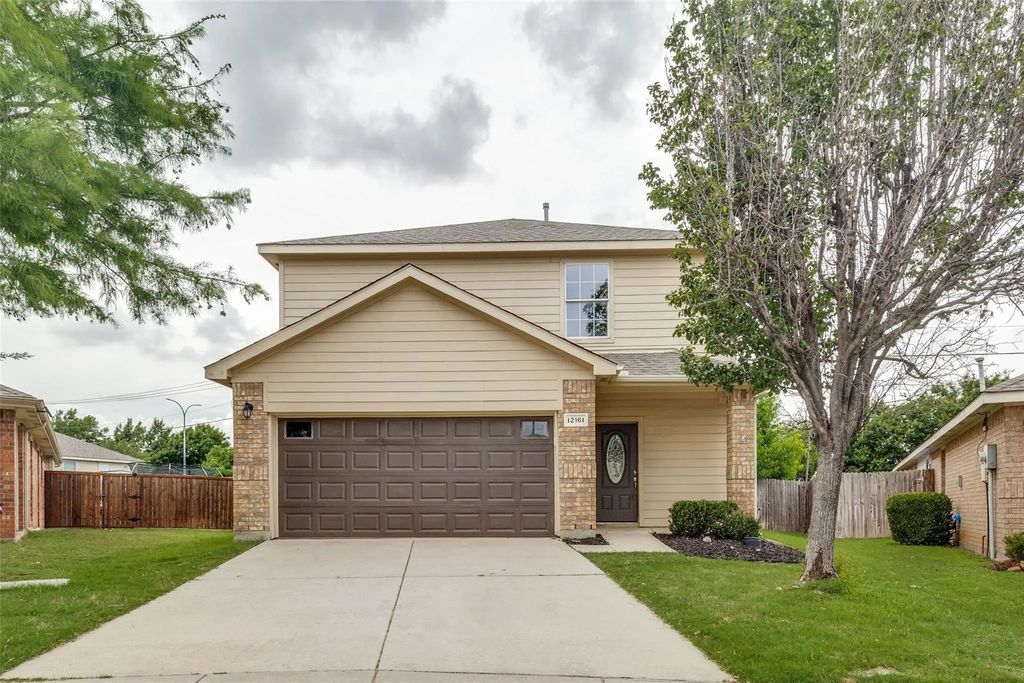 12161 Thicket Bend Drive, Fort Worth