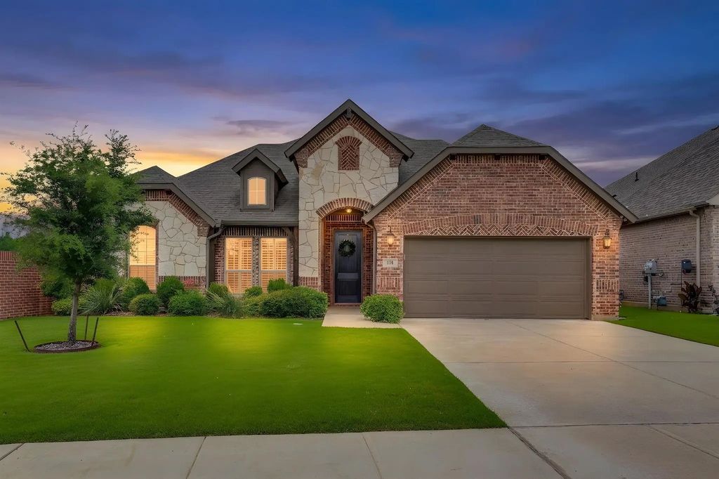 131 Hawks Ridge Trail, Burleson