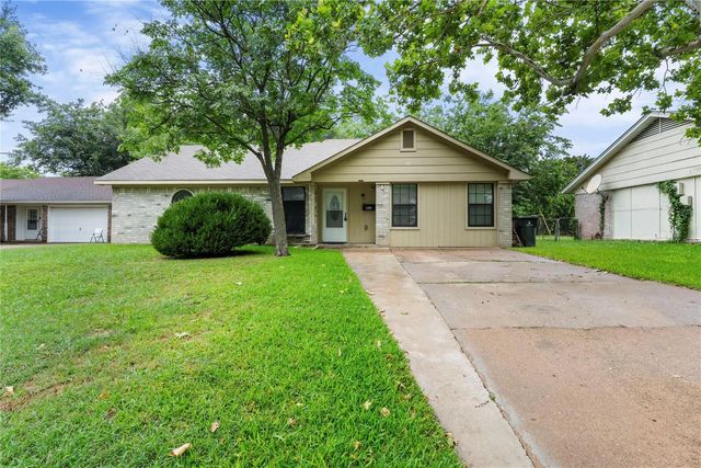 1121 Sam Houston Drive, Garland
