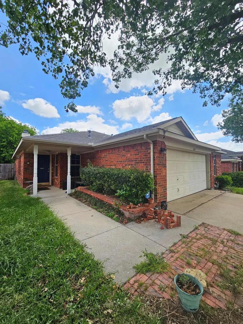 2417 Ensenada Lane, Fort Worth