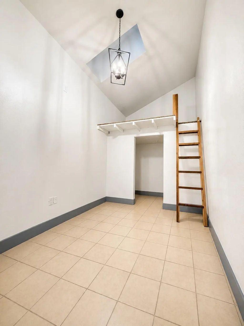 4413 Menzer Road, Fort Worth