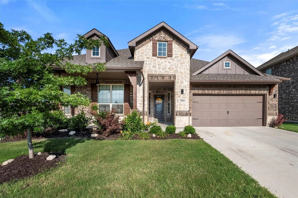 7224 Fallen Crest Lane, Arlington