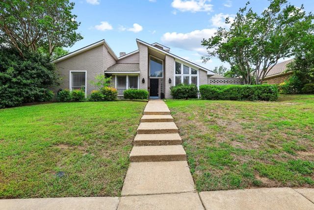 1925 Country Club Drive, Plano