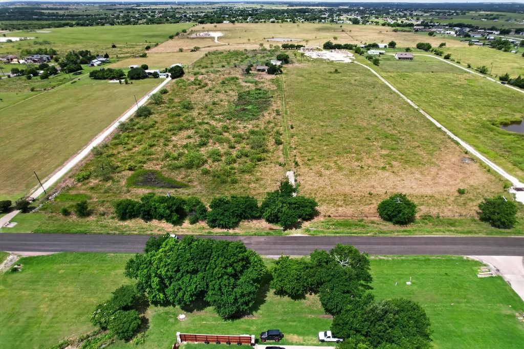3041 Fm-2738, Alvarado