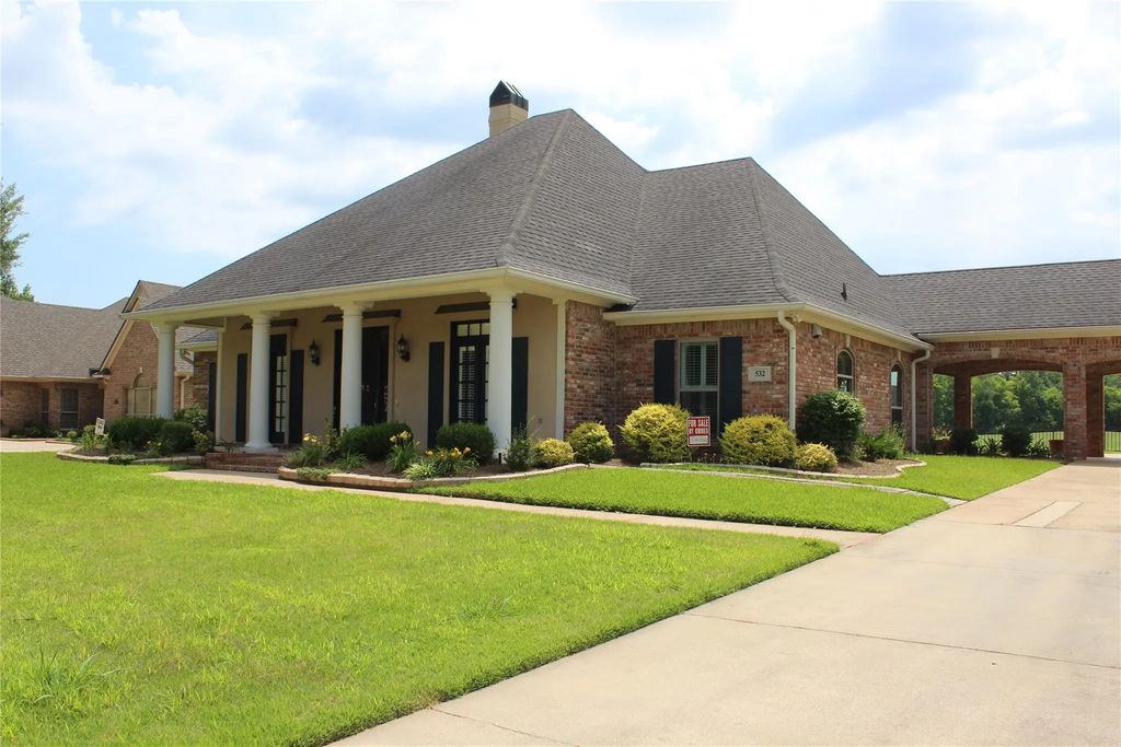 532 Hunters Run, Bossier City