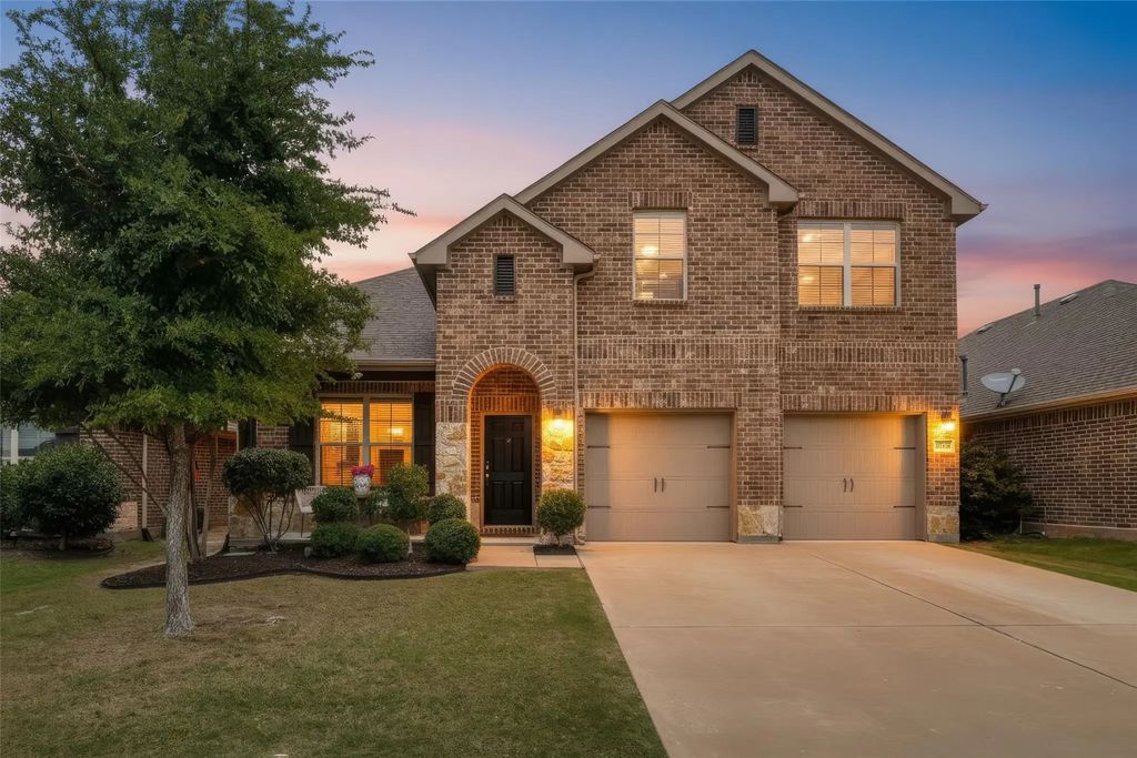 2062 Avondown Road, Forney