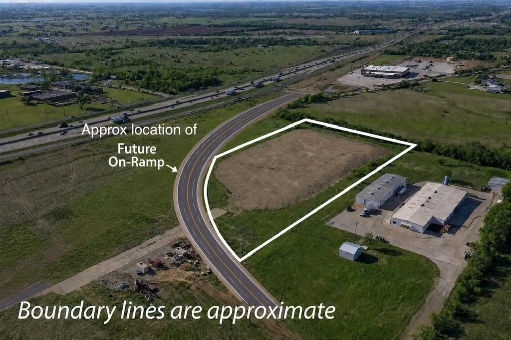 2824 Milam Road E, Sanger