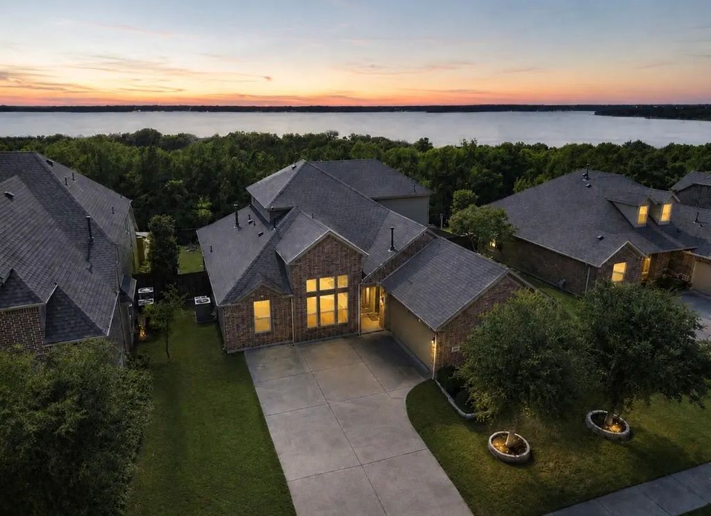 3909 Whitman Drive, Rockwall