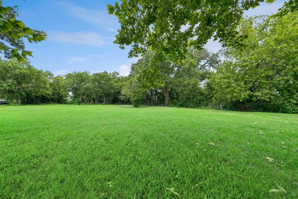 286 W Forest Grove Road, Lucas