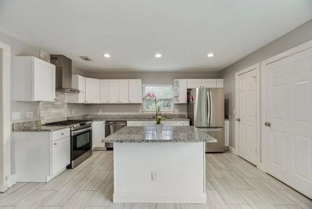 6742 Hialeah Drive, Dallas