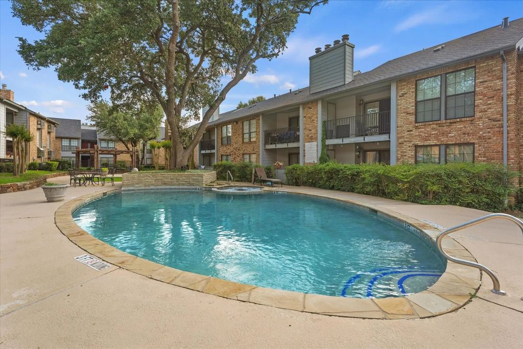 15151 Berry Trail 1404, Dallas