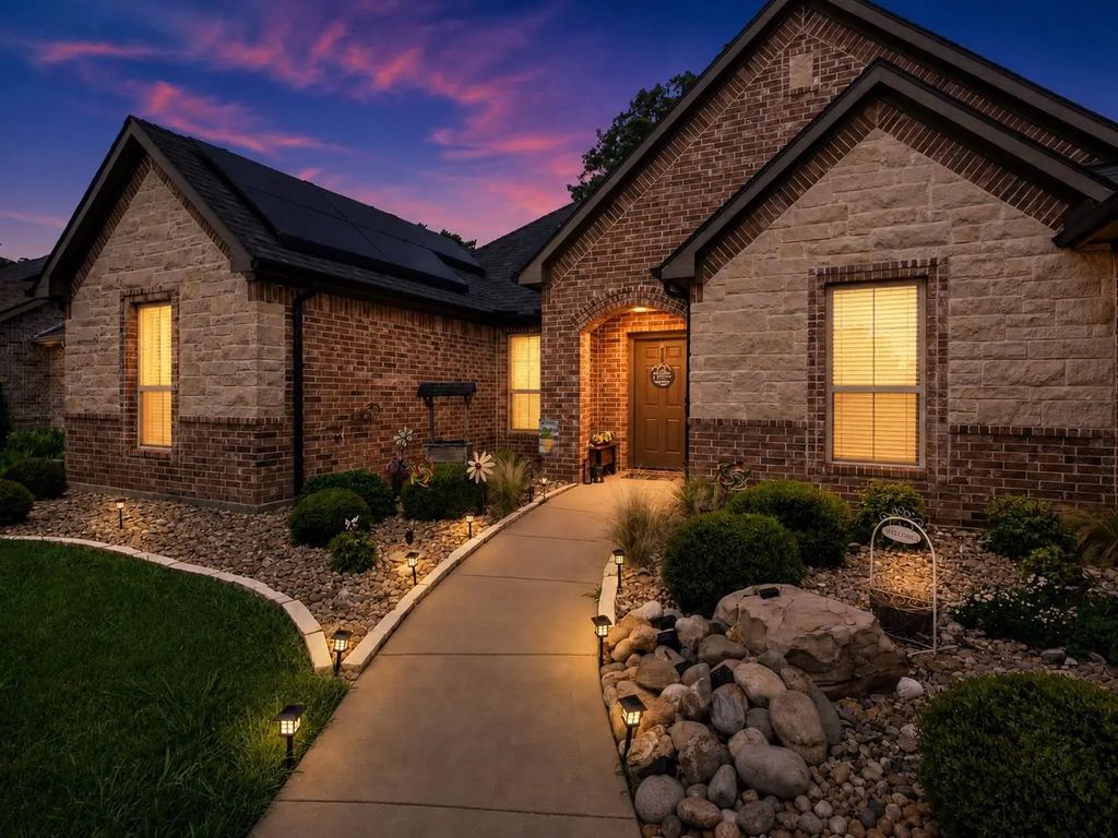 701 W Lamberth Road, Sherman