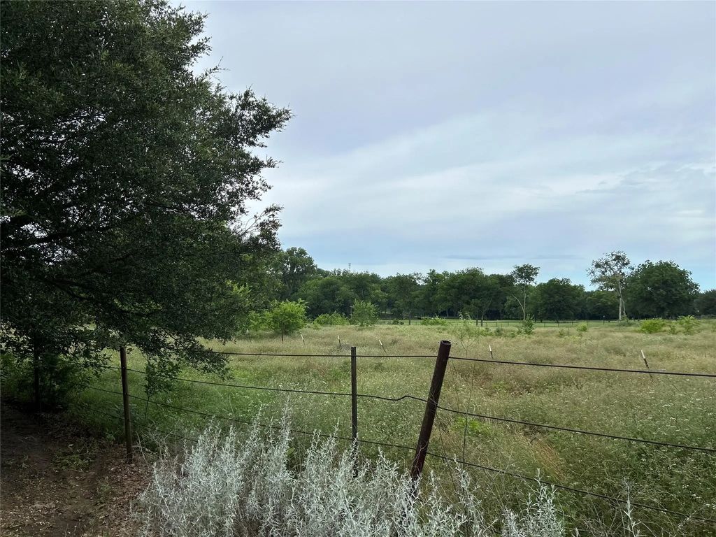 215 N Cummings Drive, Alvarado