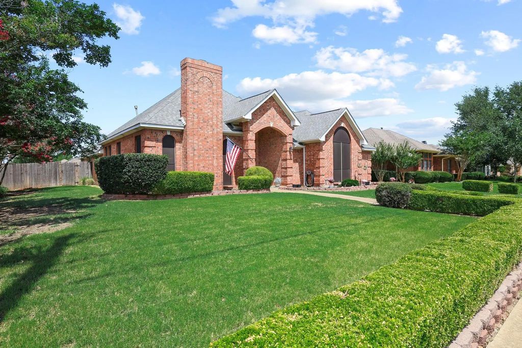 4201 Spurwood Drive, Carrollton