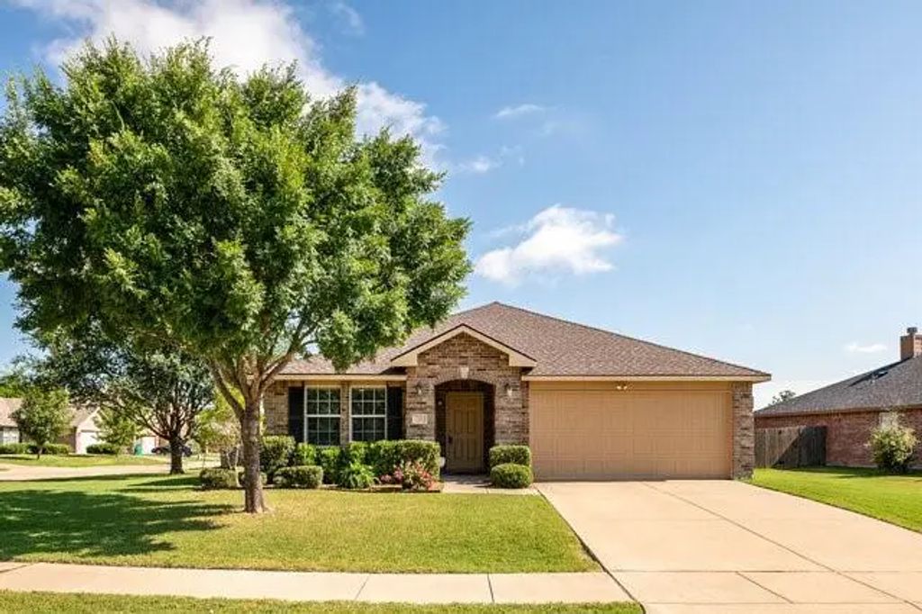 25 Larkspur Drive, Fate