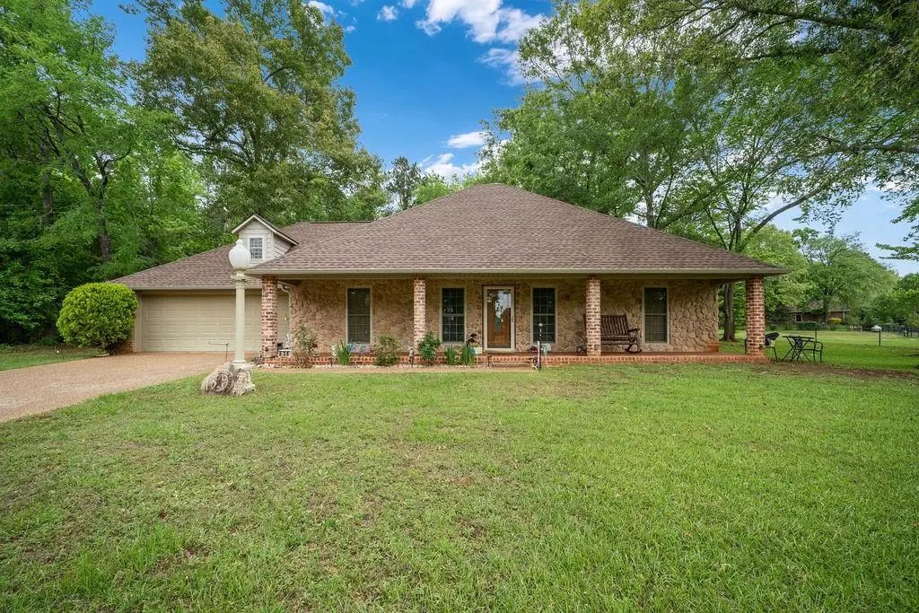 630 County Road 3608, Bullard