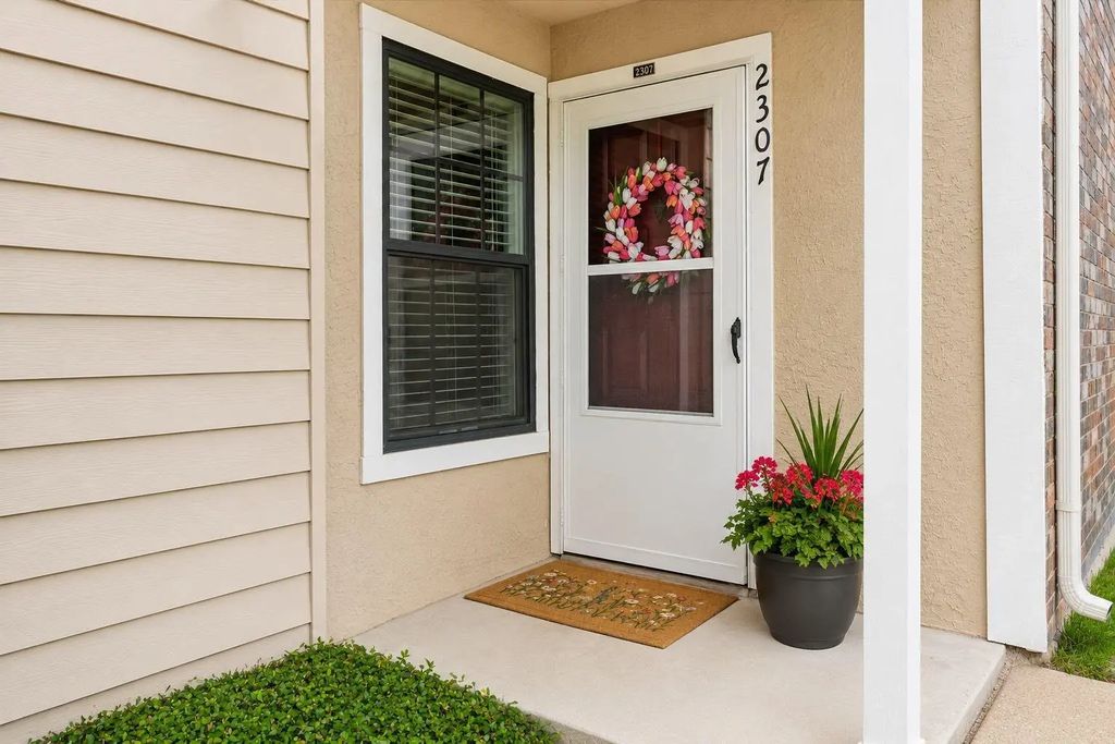 4748 Old Bent Tree Lane 2307, Dallas