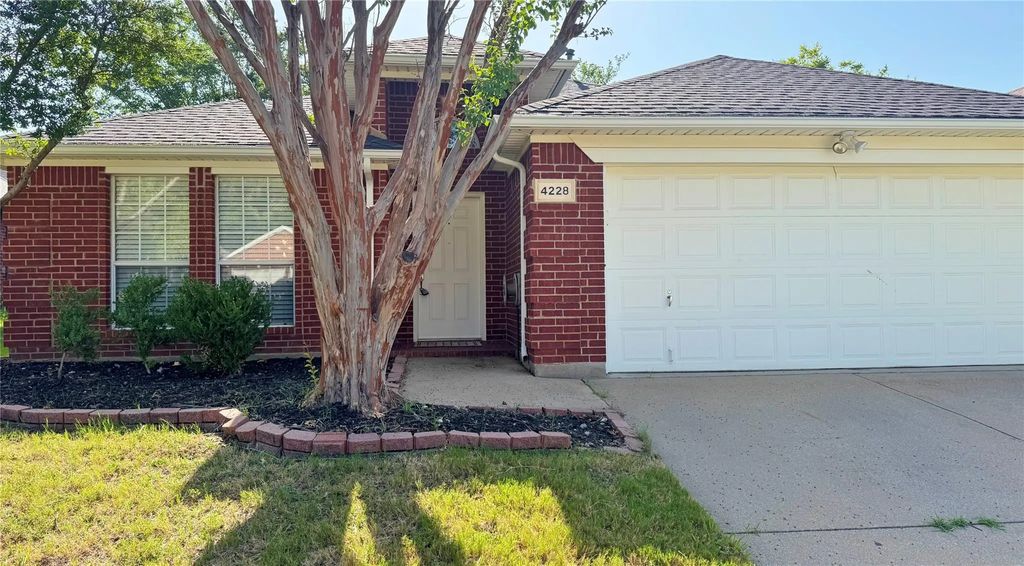 4228 Boulder Park Drive, Fort Worth