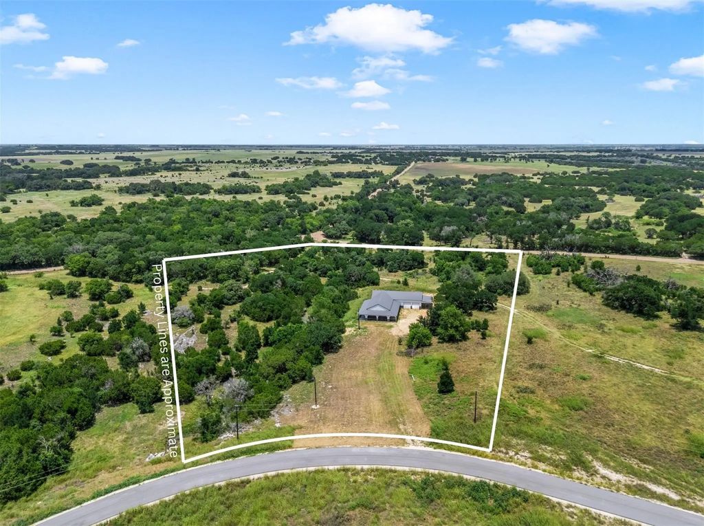 365 Grand Canyon Drive, Oglesby