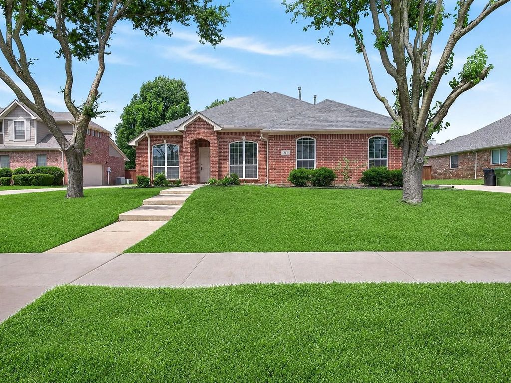 312 Cave River Drive, Murphy