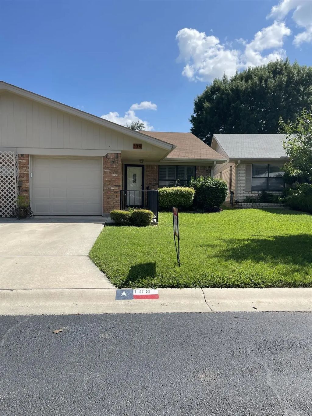 109 Azalea Drive 1, Brownwood