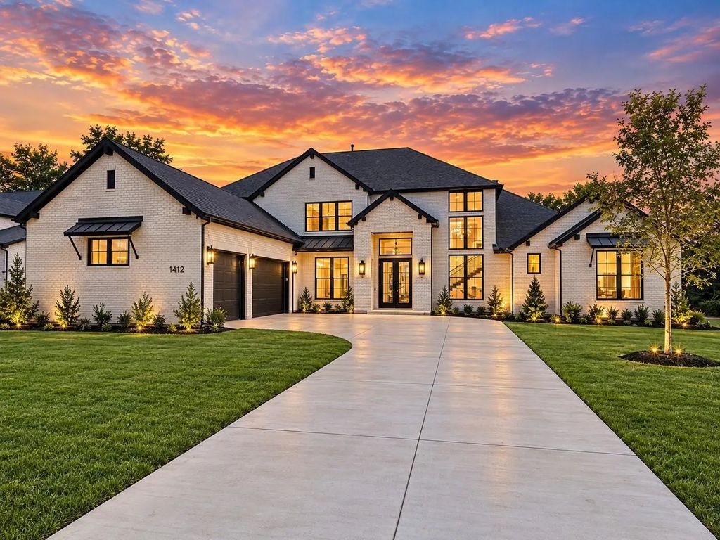 1412 Hidden Cove, Lakewood Village