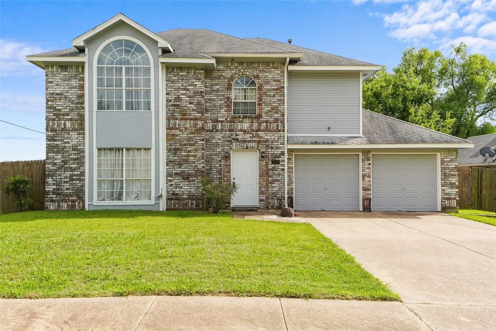 1004 Creekside Drive, Mesquite