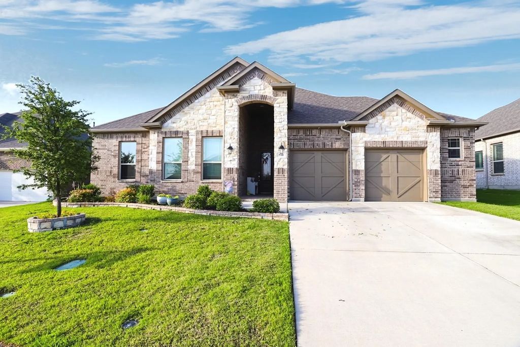 910 Park Vista Drive, Justin
