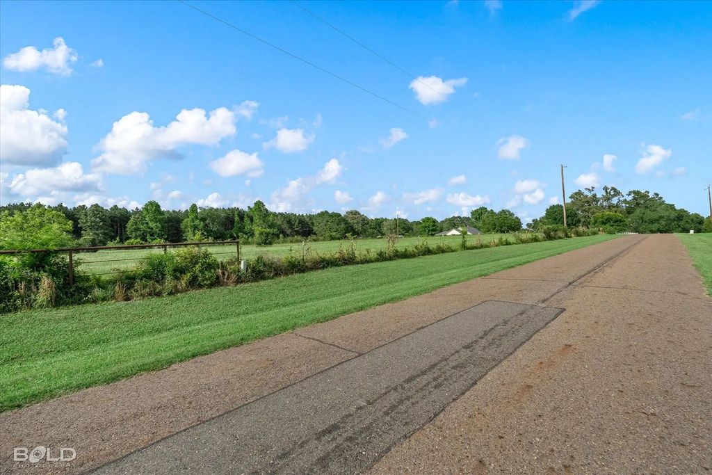 Twin Lakes Road, Mansfield