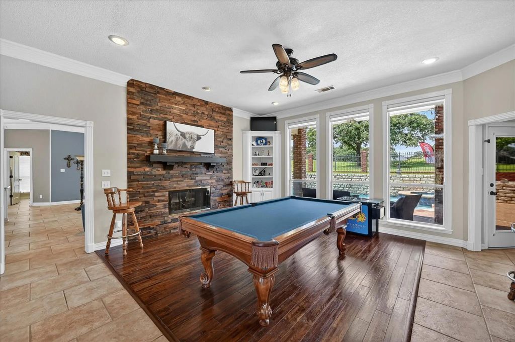 1411 Danbury Drive, Mansfield